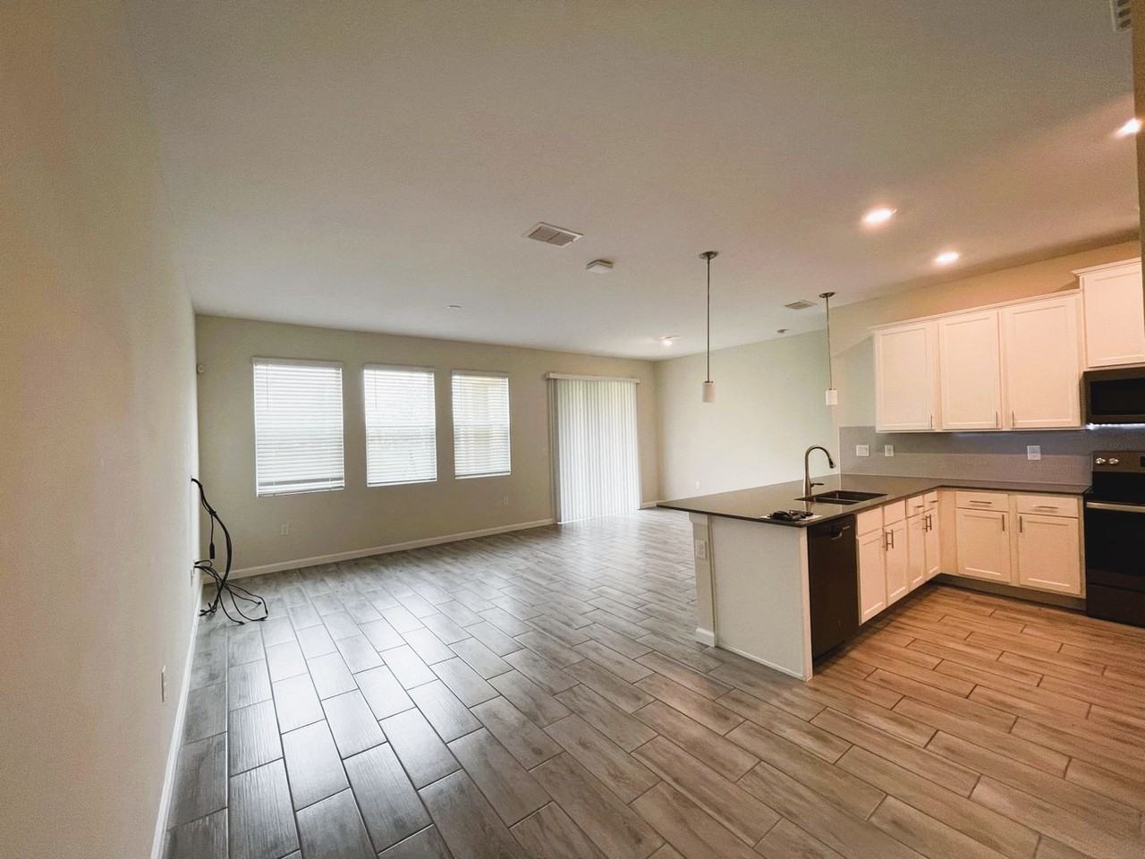 236 Muscogee Ln - Photo 6 of 30