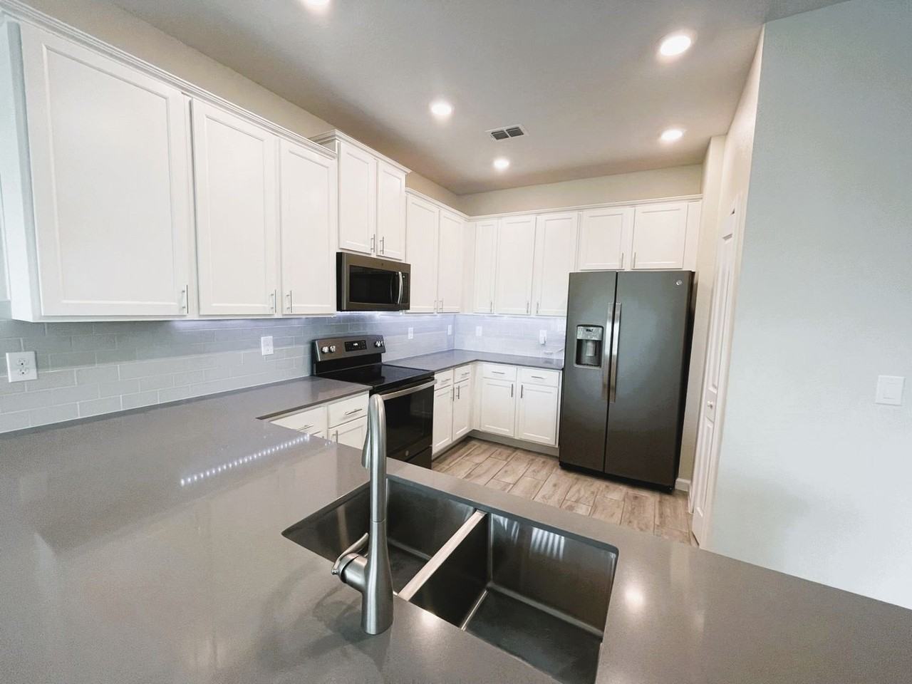 236 Muscogee Ln - Photo 7 of 30