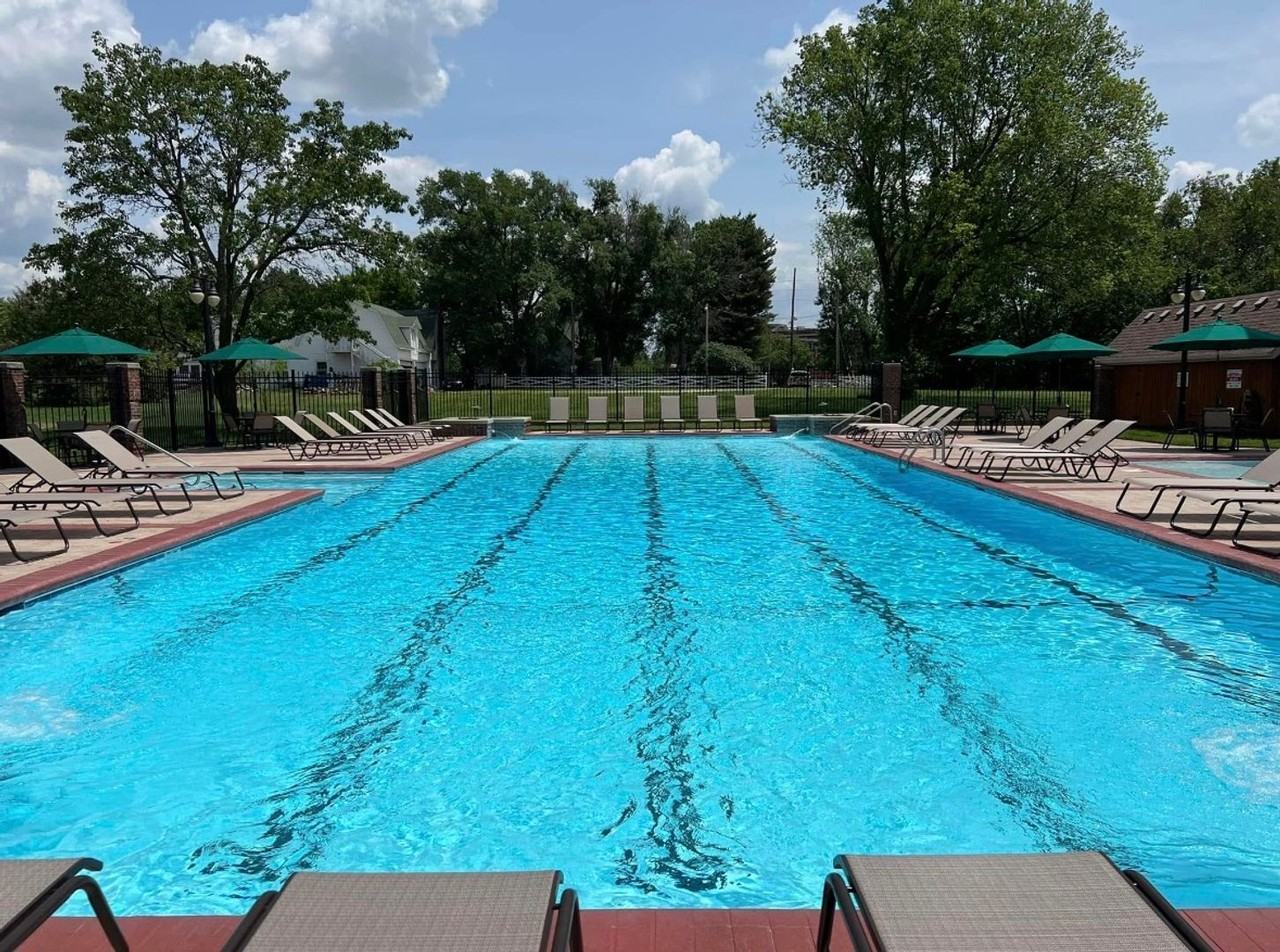 2337 W Chesterfield Blvd #C - Photo 5 of 6