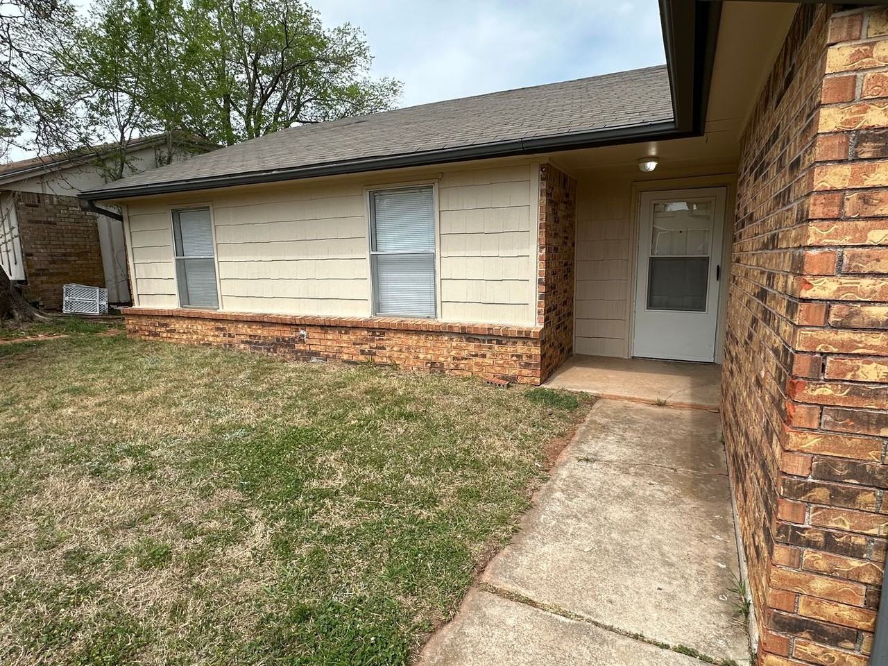 10213 Caton Pl - Photo 2 of 24