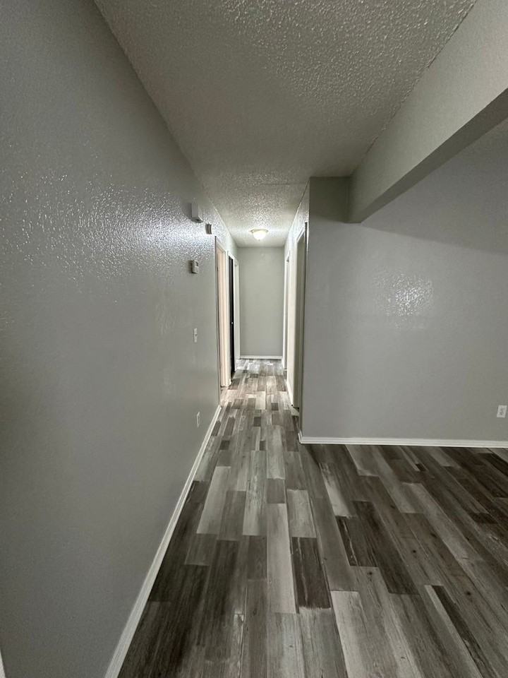 10213 Caton Pl - Photo 7 of 24