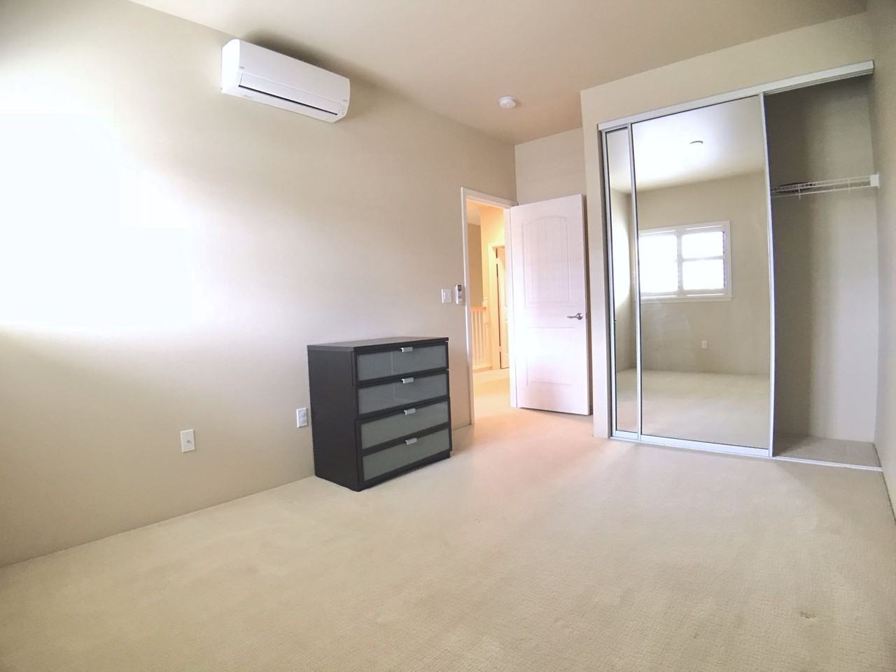 1134 Kukulu St #603 - Photo 6 of 14