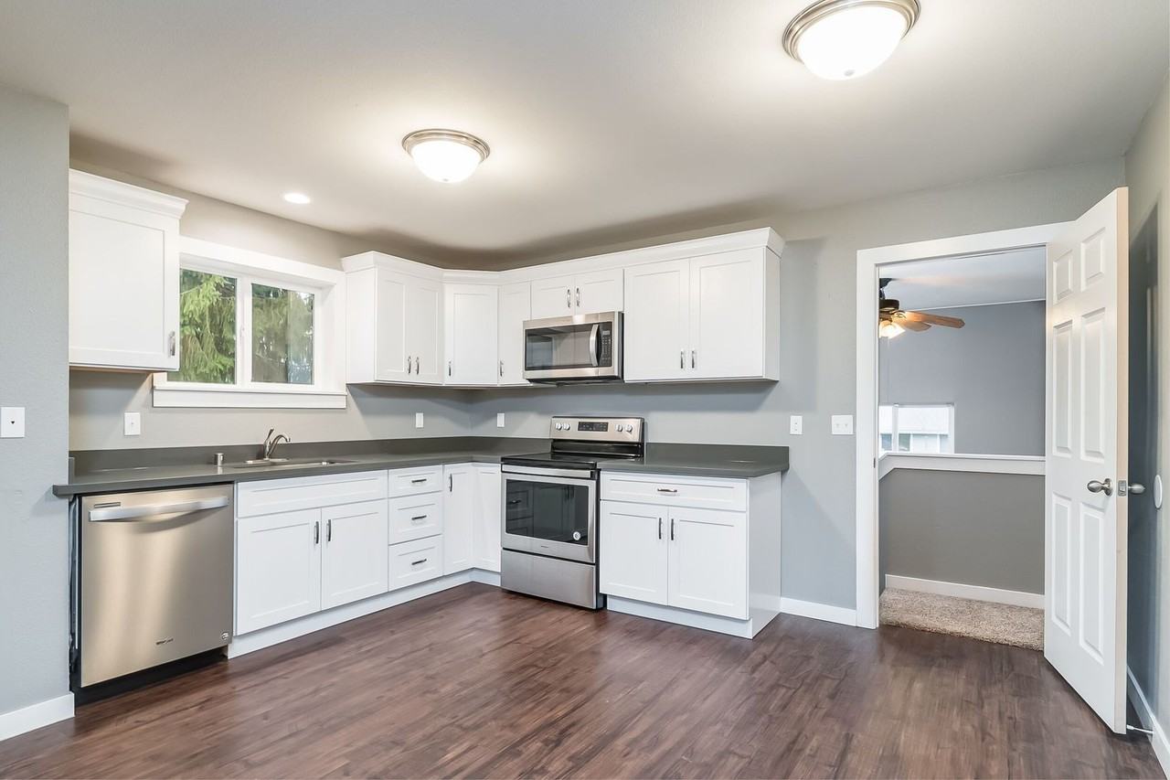 6160 Jupiter Pl - Photo 5 of 13