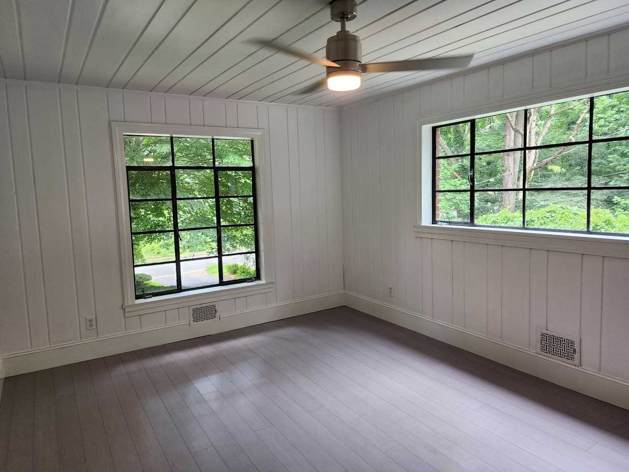 500 E J St - Photo 7 of 17