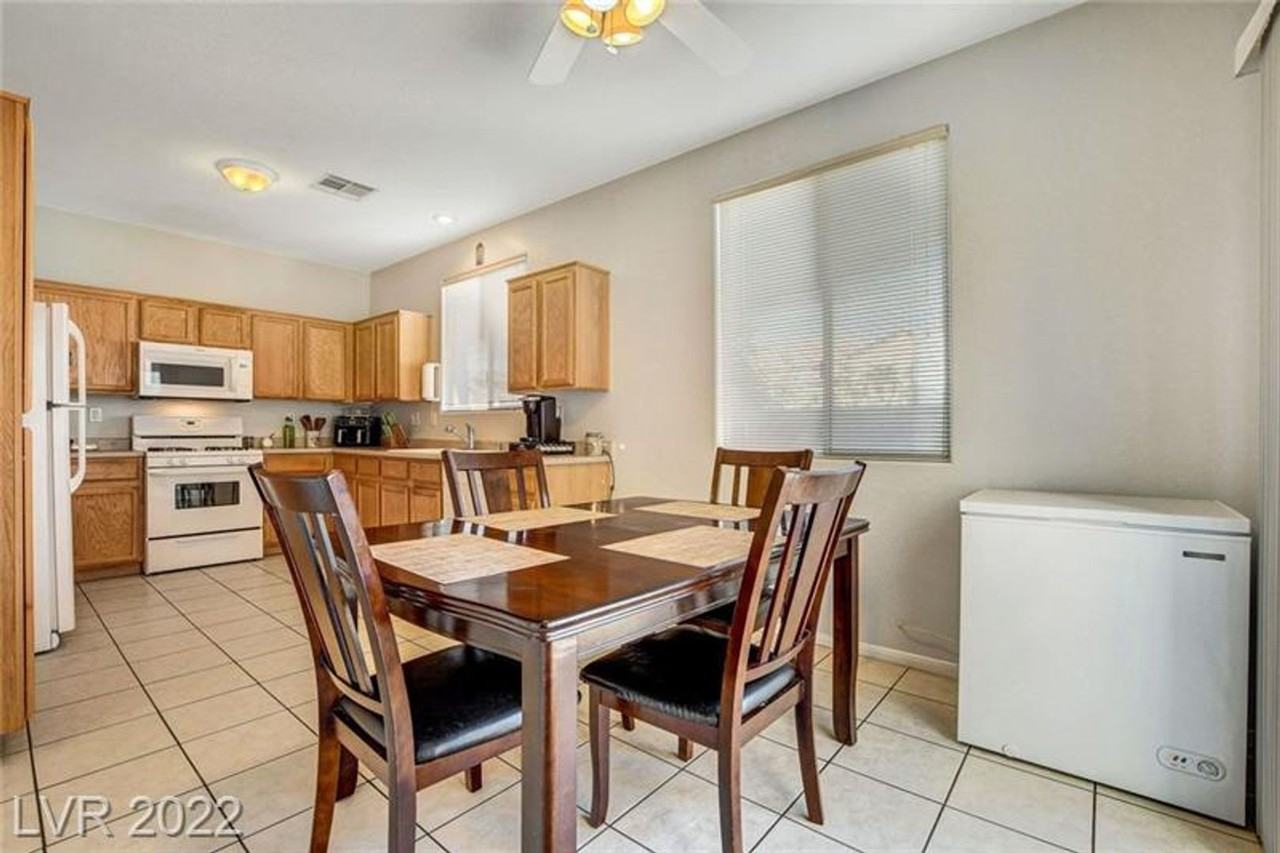 7658 Crystal Village Ln - Photo 6 of 9