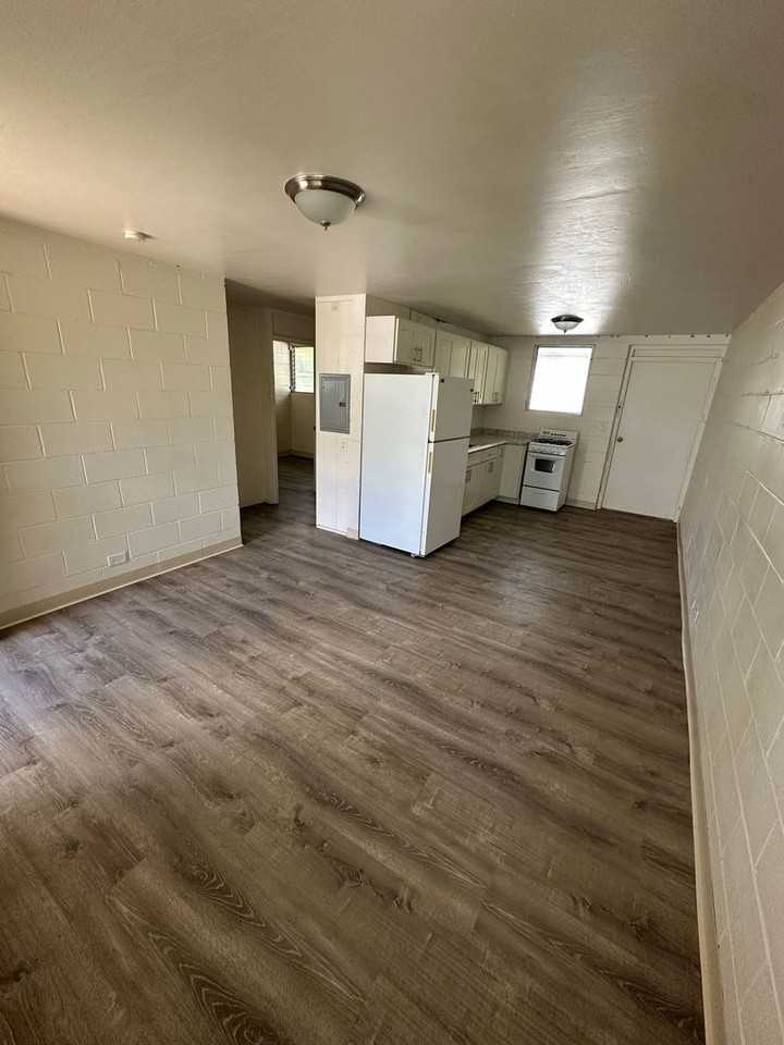 2812 Leialoha Ave #1 - Photo 2 of 9