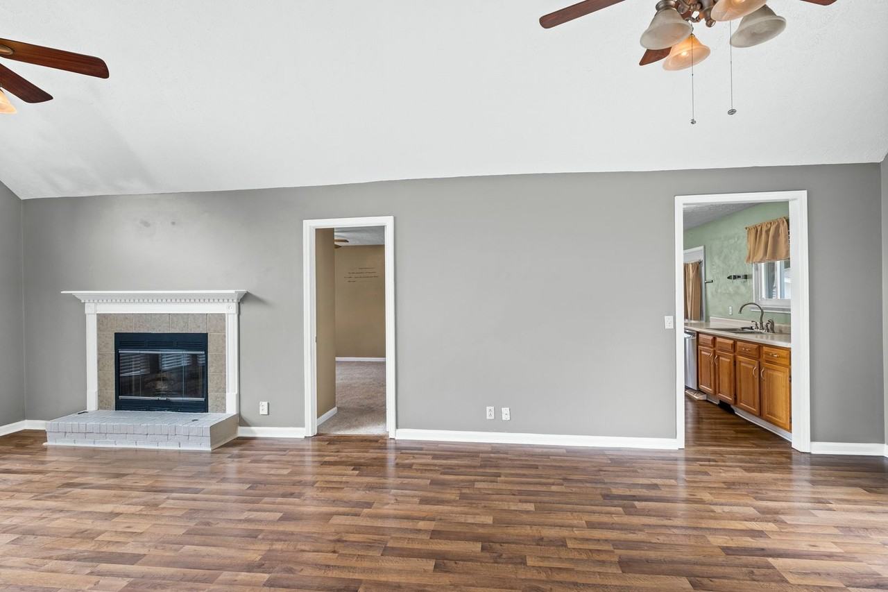 154 Arsenal Dr - Photo 6 of 26