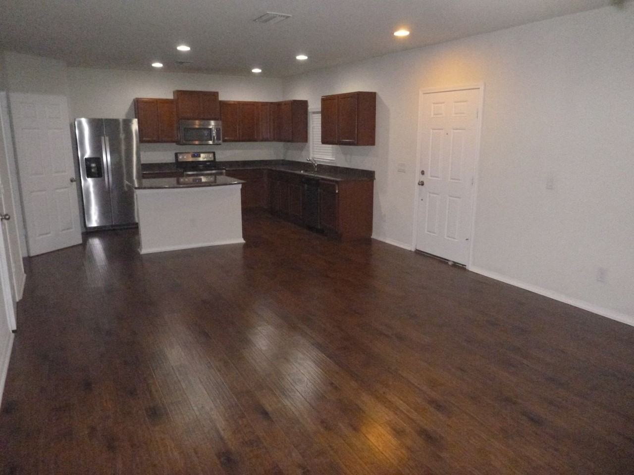 4726 Somerset Hill Ln - Photo 7 of 29