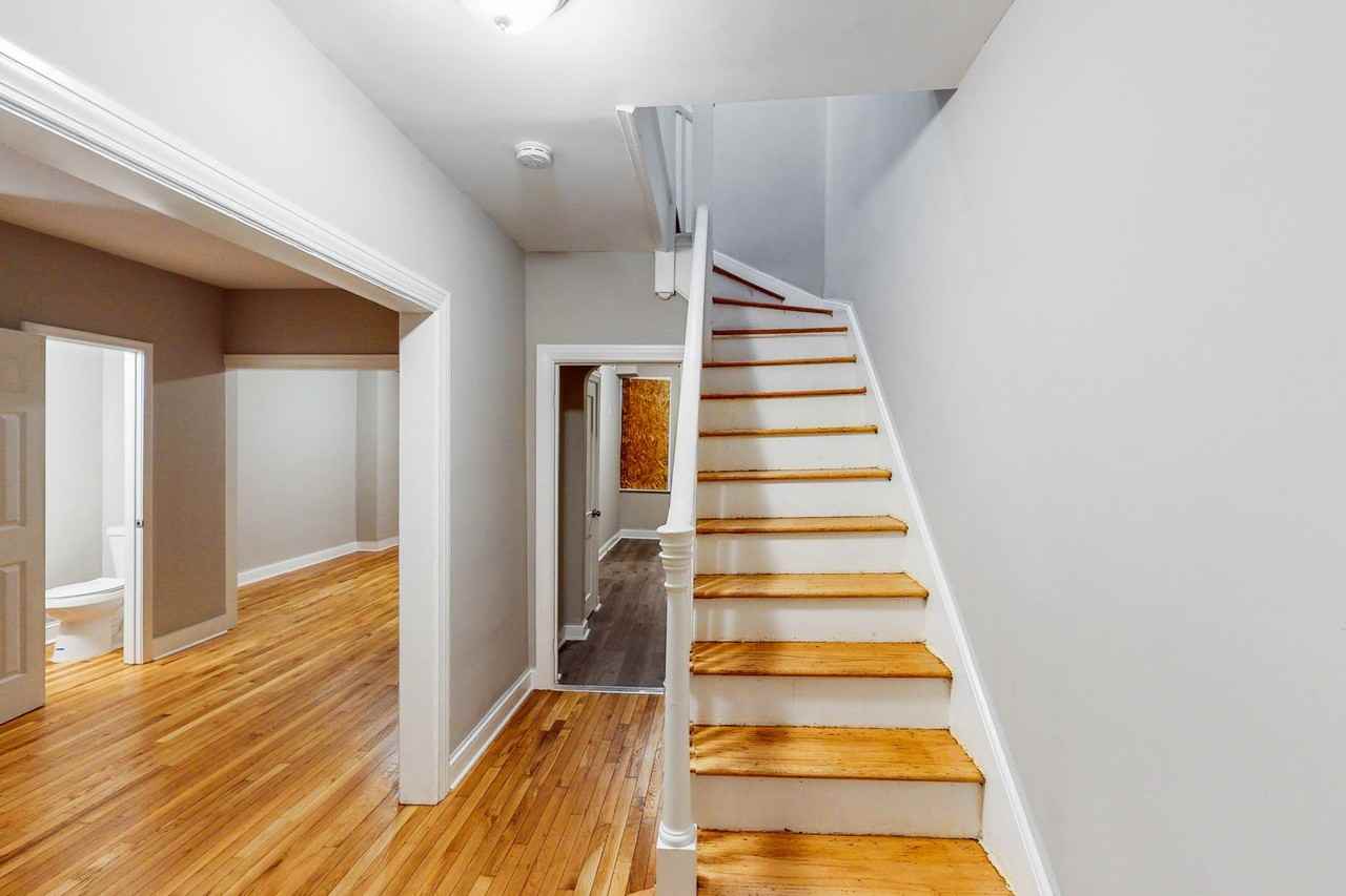 4407 Old York Rd - Photo 4 of 20