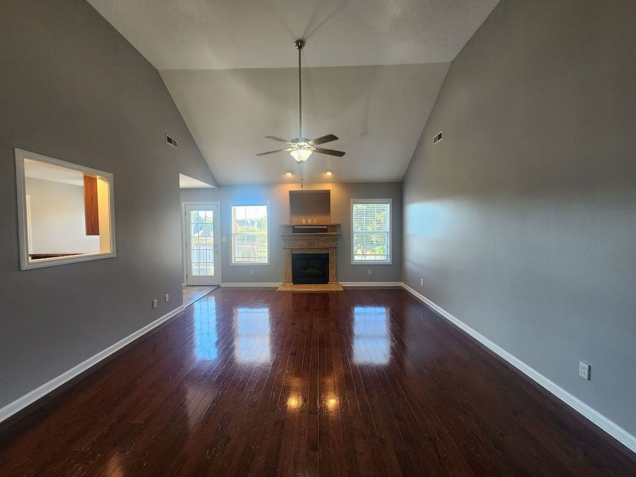 3197 Twelve Oaks Blvd - Photo 6 of 50