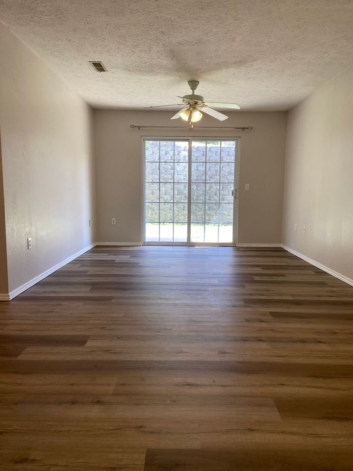 129 Knowledge Ave #A - Photo 2 of 35