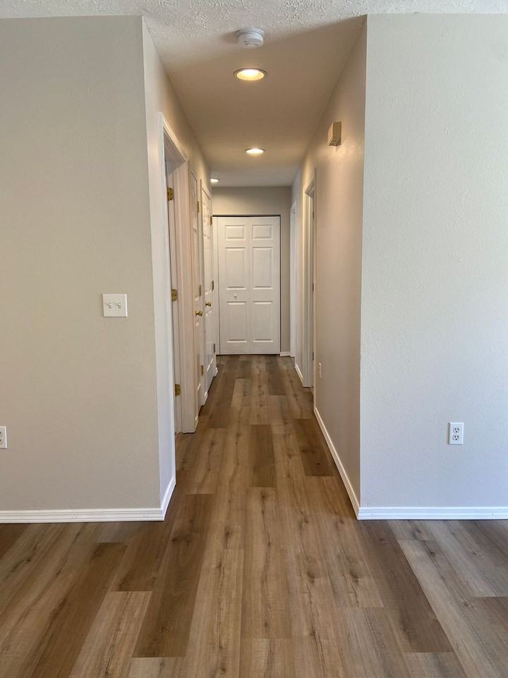 129 Knowledge Ave #A - Photo 4 of 35