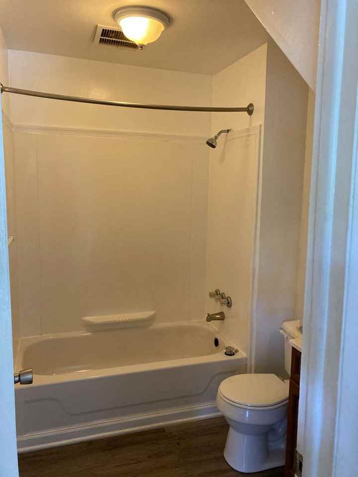 1201 Edgewood Rd #B - Photo 6 of 10