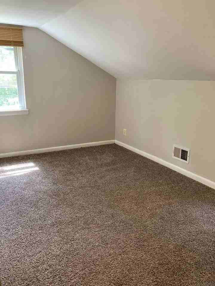 1201 Edgewood Rd #B - Photo 7 of 10