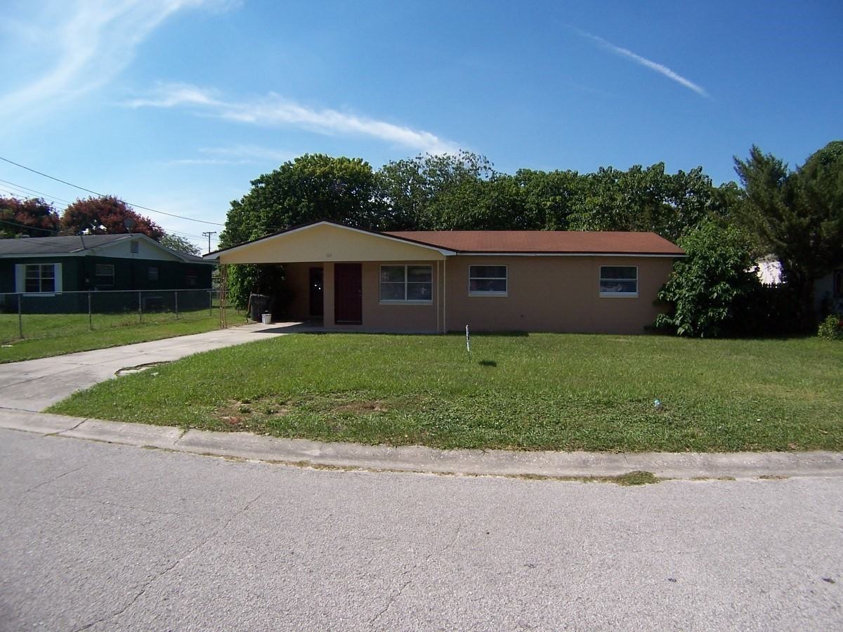 109 Harbor Dr - Photo 2 of 14