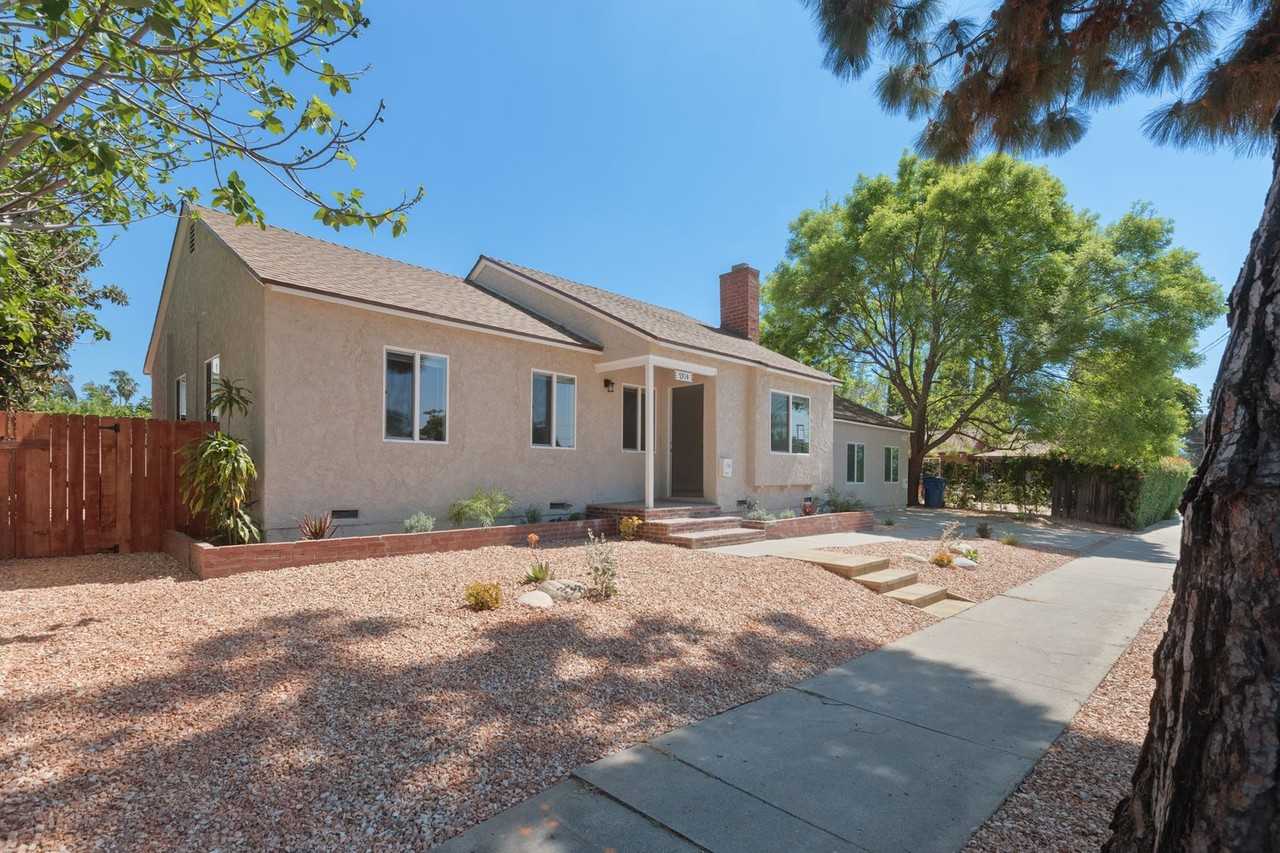 7914 Etiwanda Ave - Photo 3 of 29