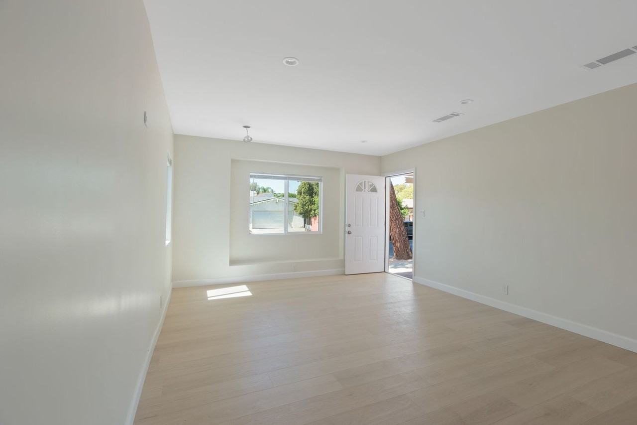 7914 Etiwanda Ave - Photo 7 of 29