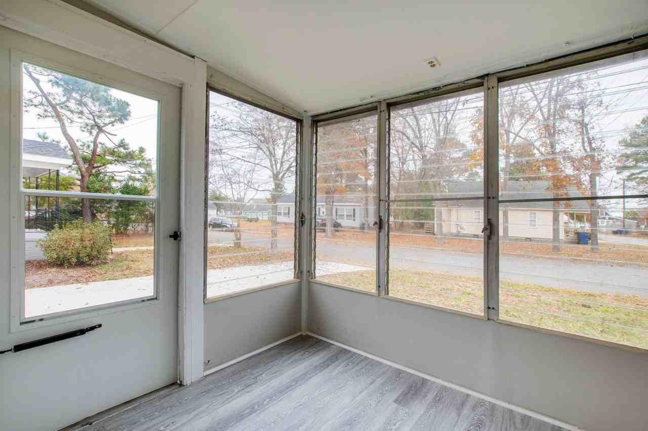 402 Collier St - Photo 3 of 27