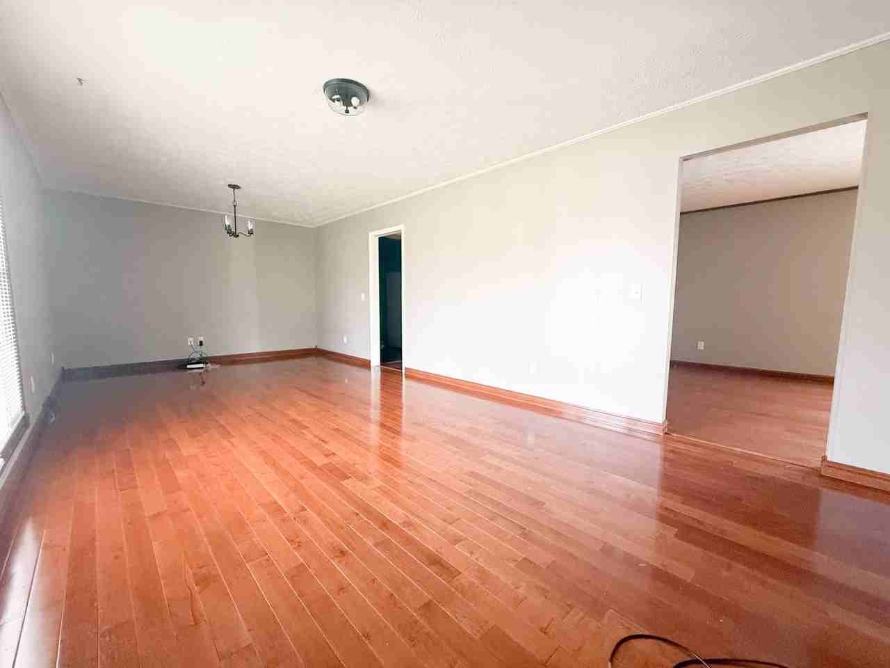 609 Rockwell Dr - Photo 2 of 29