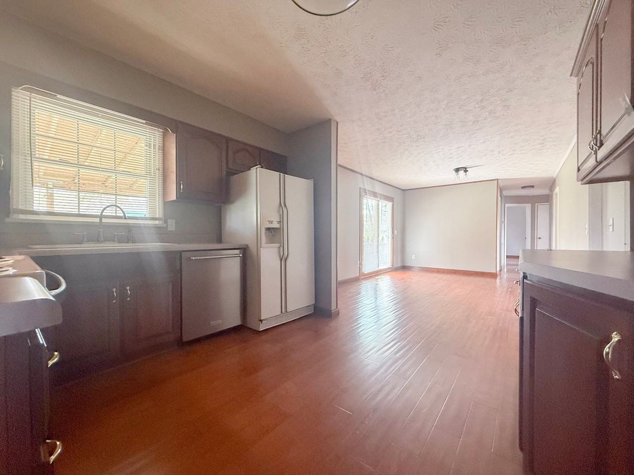 609 Rockwell Dr - Photo 6 of 29