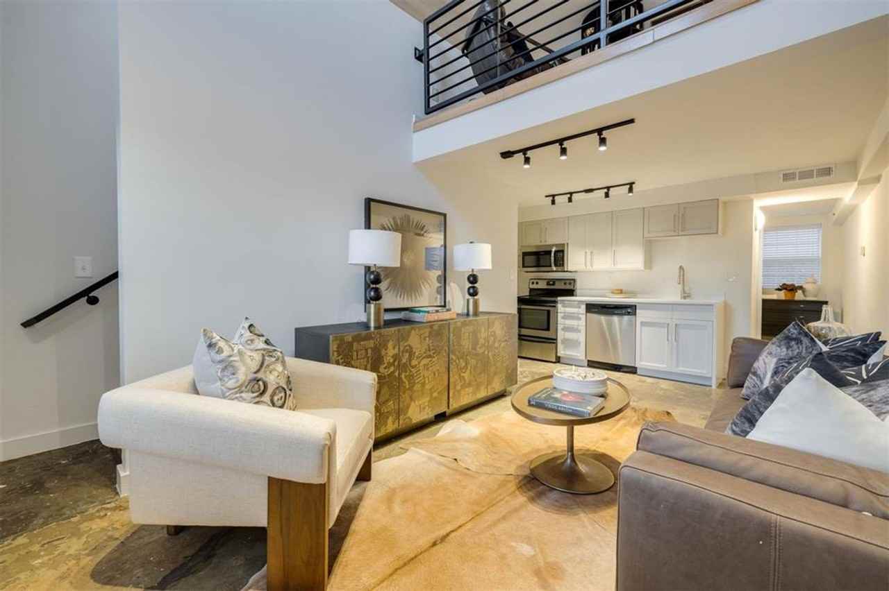 1213 1213 N. Harvey - 4 #4 - Photo 7 of 24