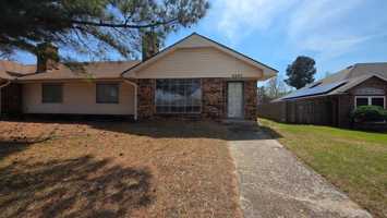 featured image of 8002 Nw 31st Ter