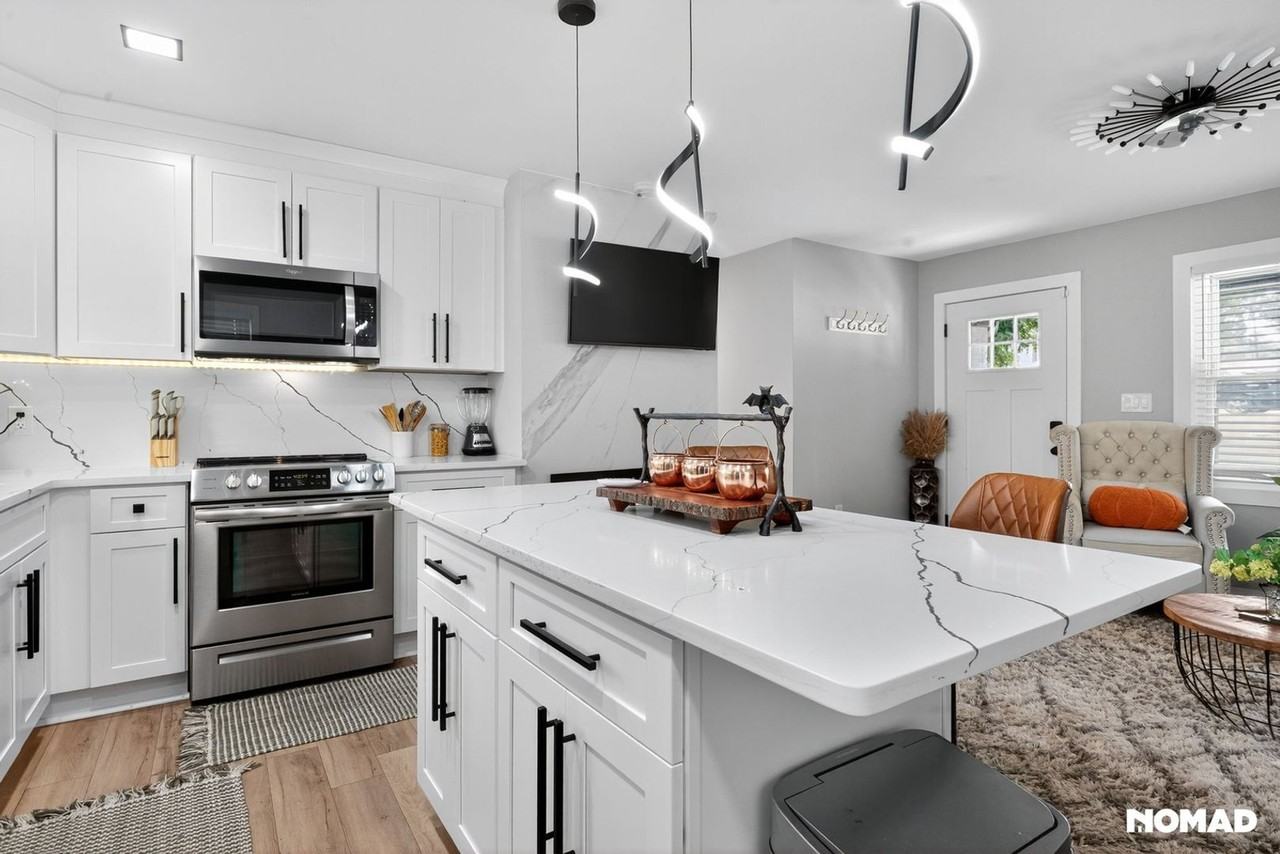 2022 Boulderview Dr Se - Photo 4 of 32