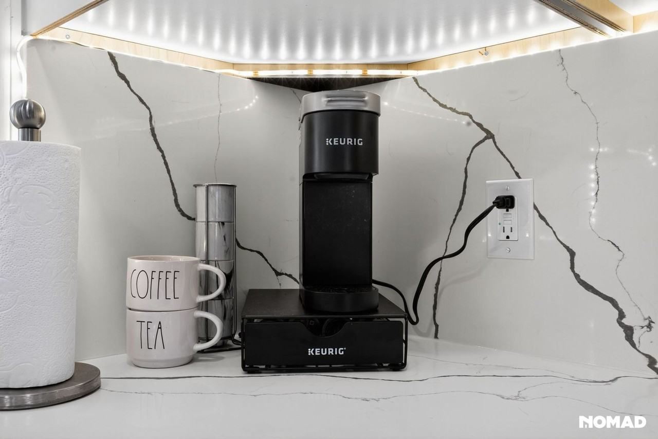 2022 Boulderview Dr Se - Photo 7 of 32