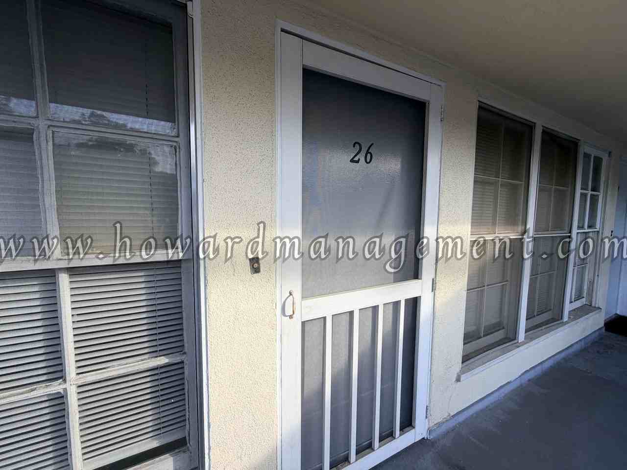 03717LO - Photo 3 of 35