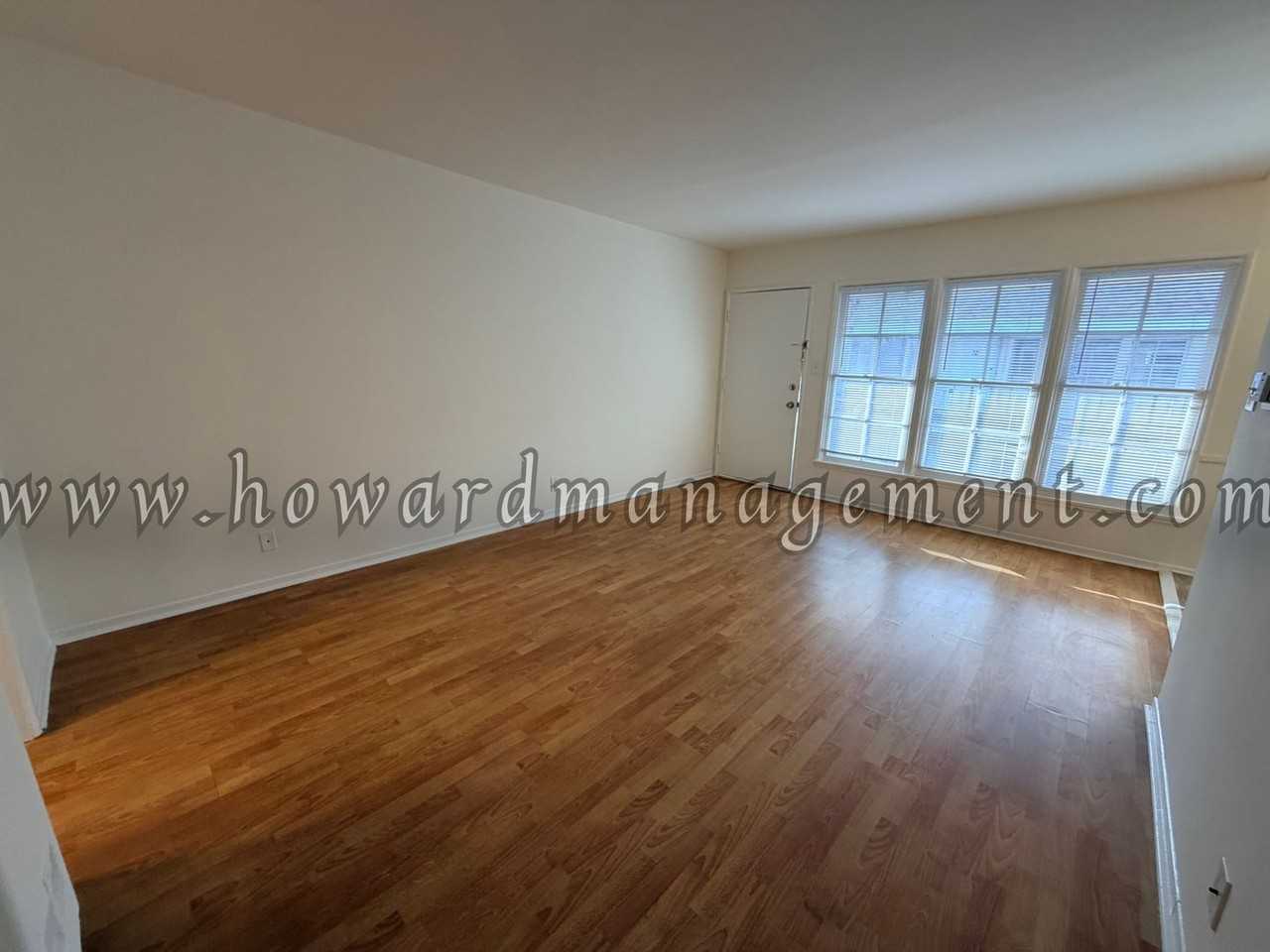 03717LO - Photo 4 of 35