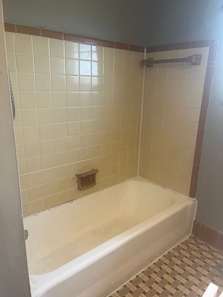 105 42nd Pl - Photo 6 of 6