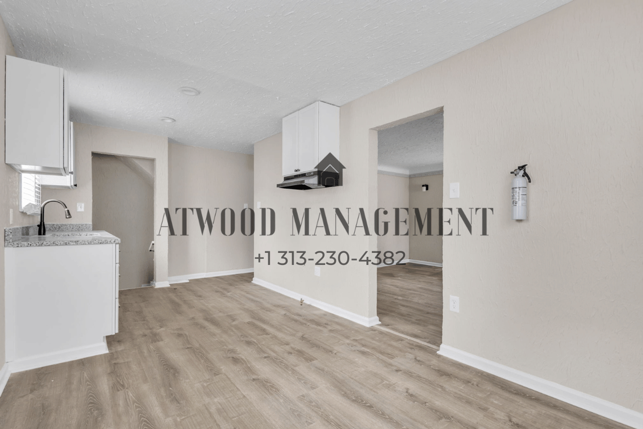 19431 Lyndon St - Photo 5 of 12