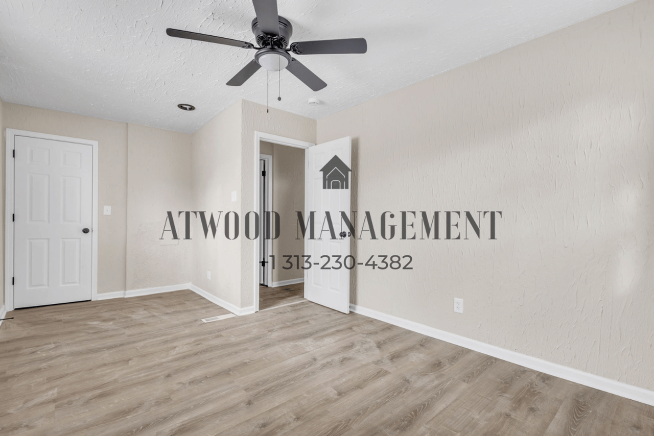 19431 Lyndon St - Photo 6 of 12