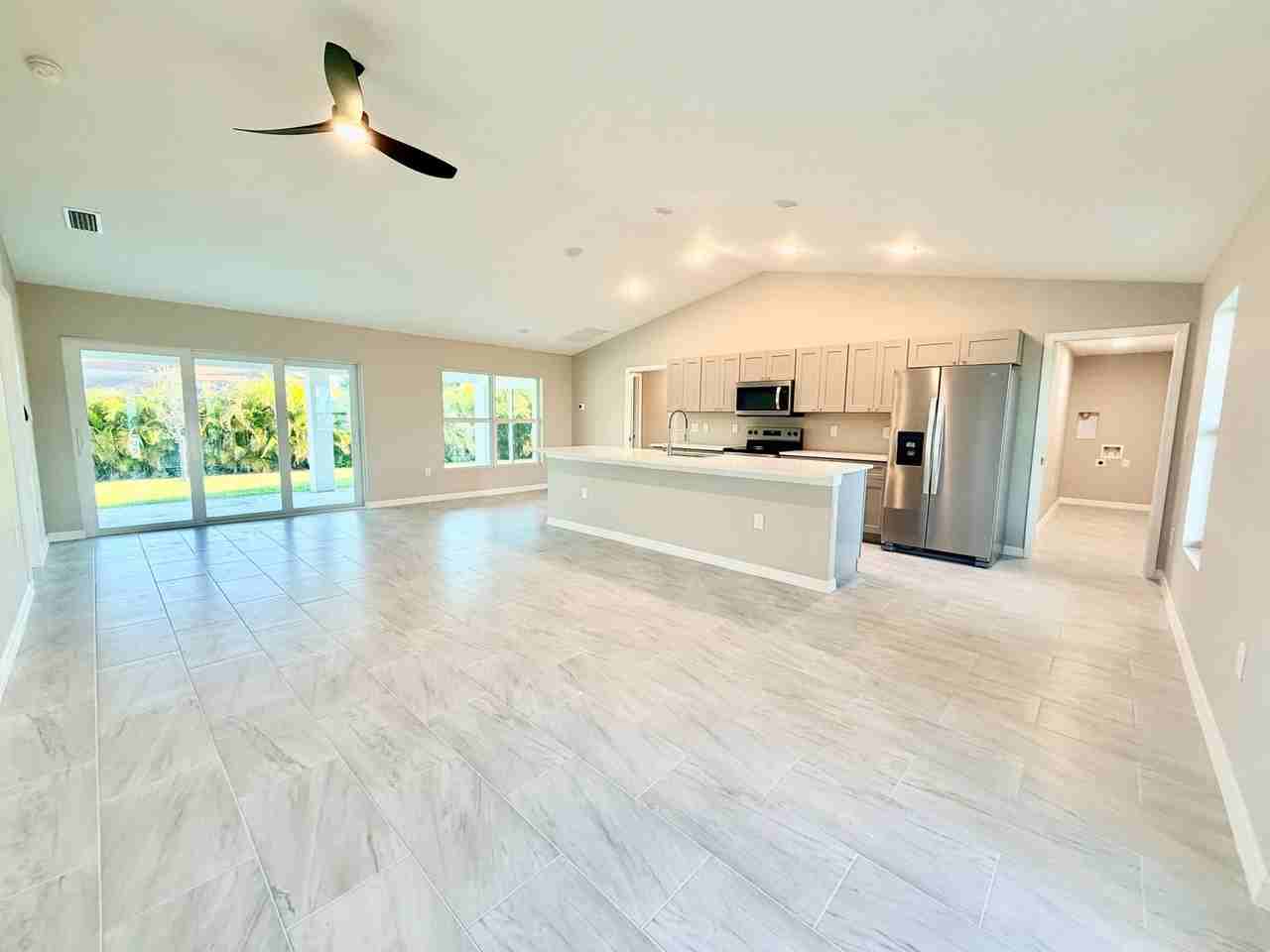 2229 Nw 24th Ter - Photo 3 of 25
