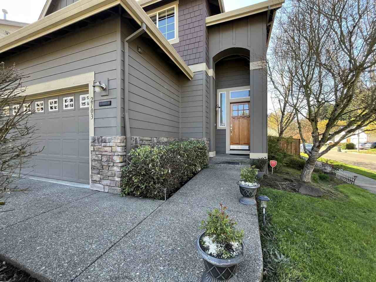 2103 Se 48th Ave - Photo 4 of 50