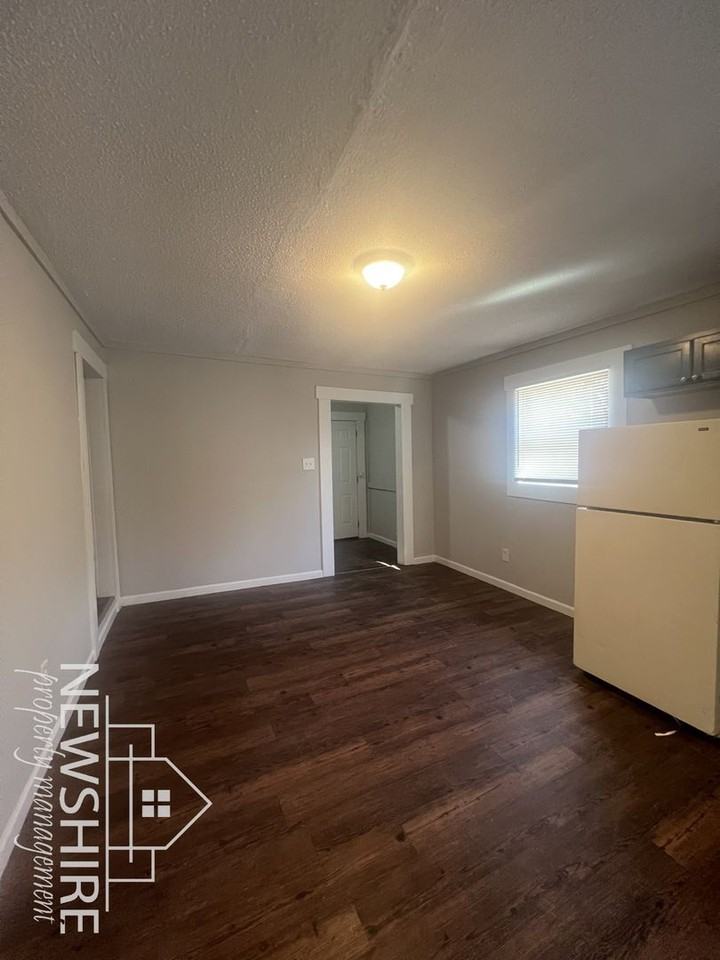 1572 Farley Avenue Ext - Photo 2 of 9