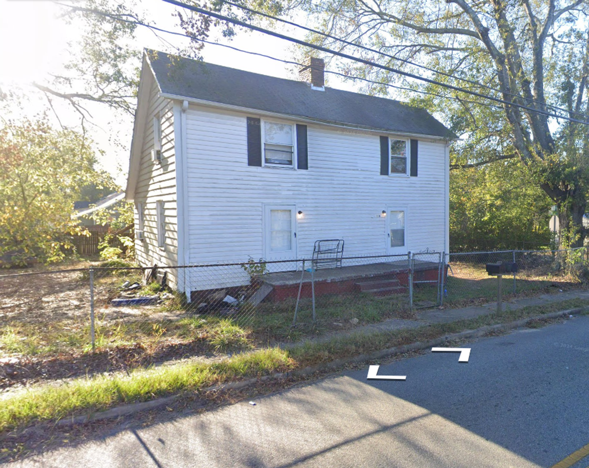 18 Front St - Photo 2 of 3