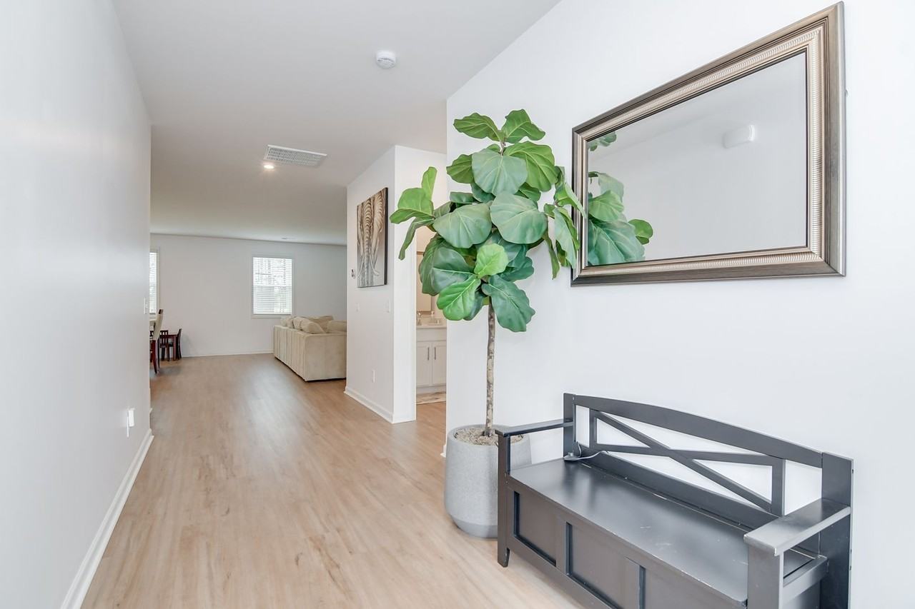 649 Garland Trl - Photo 6 of 41