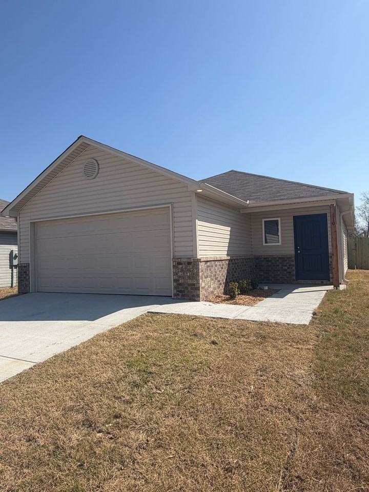 110 Sofia Dr - Photo 2 of 20