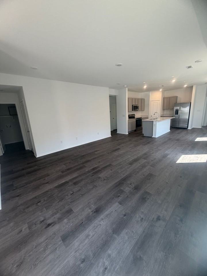 110 Sofia Dr - Photo 5 of 20