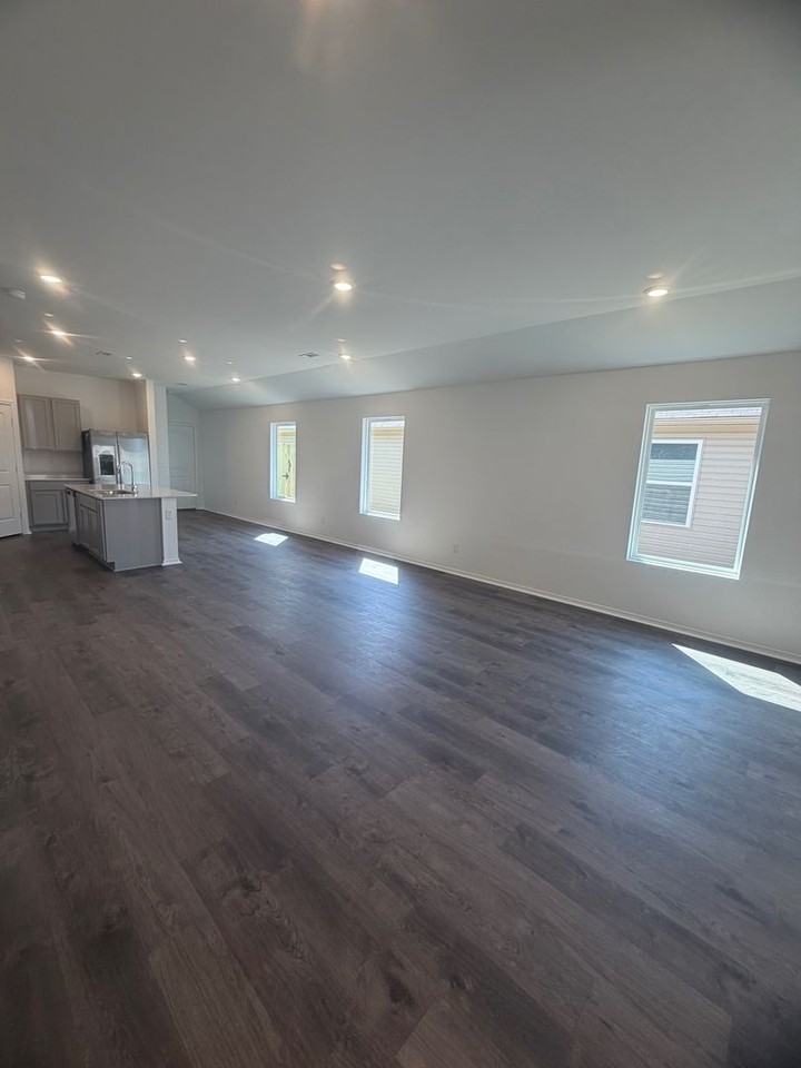 110 Sofia Dr - Photo 6 of 20