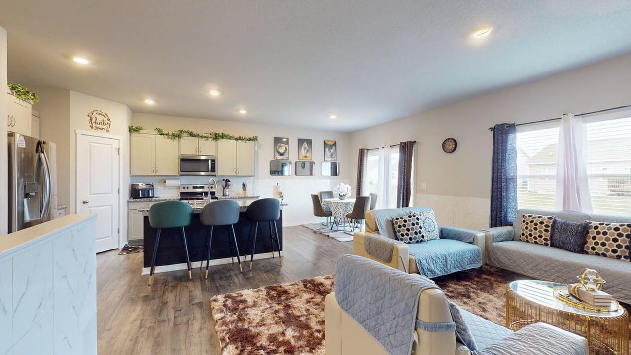 3030 Nw Westwood St - Photo 2 of 10