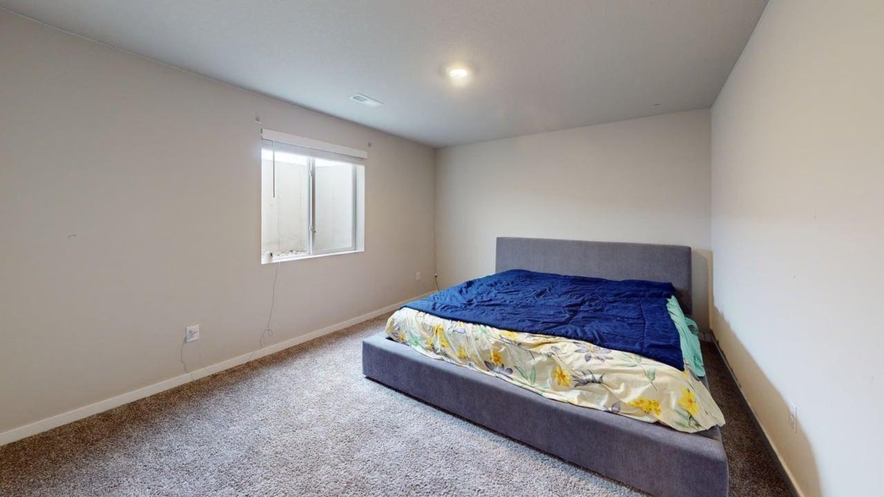 3030 Nw Westwood St - Photo 7 of 10