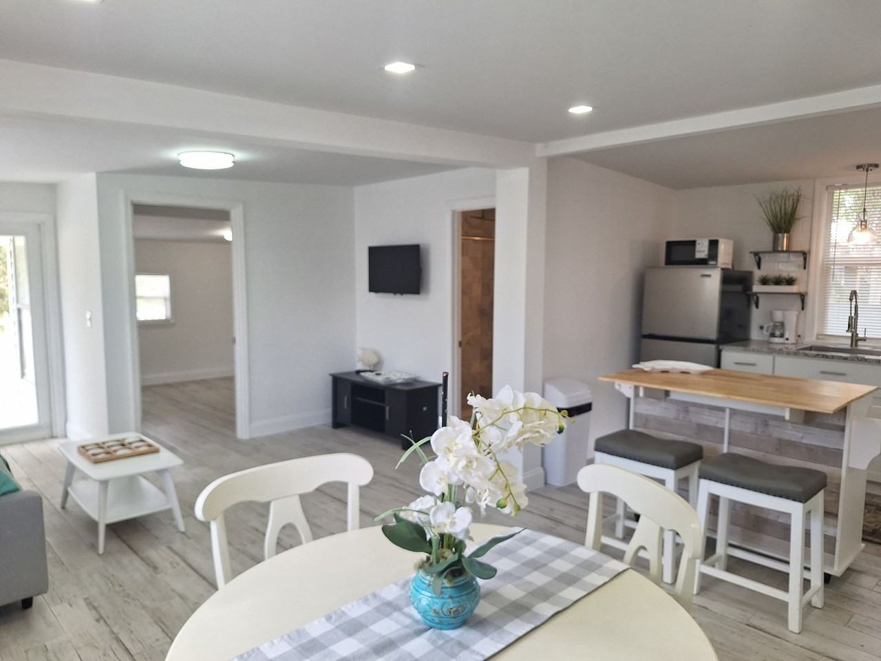 117 Wallace Rd #3 - Photo 7 of 13