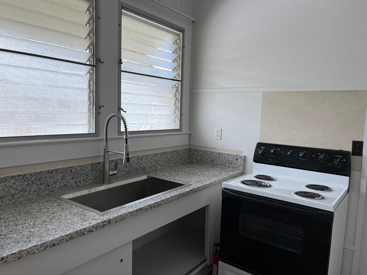 2581 Alaula Way - Photo 4 of 13