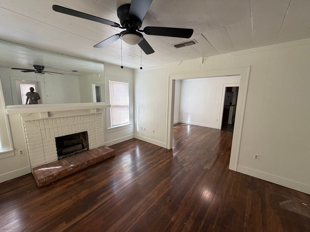 2220 16th St - Photo 3 of 11