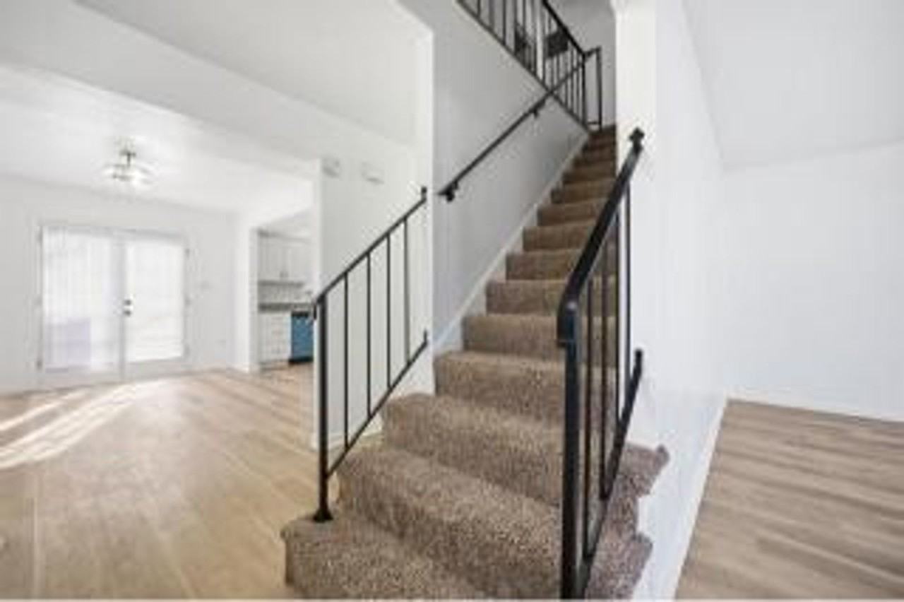 393 Jury Ln - Photo 5 of 23