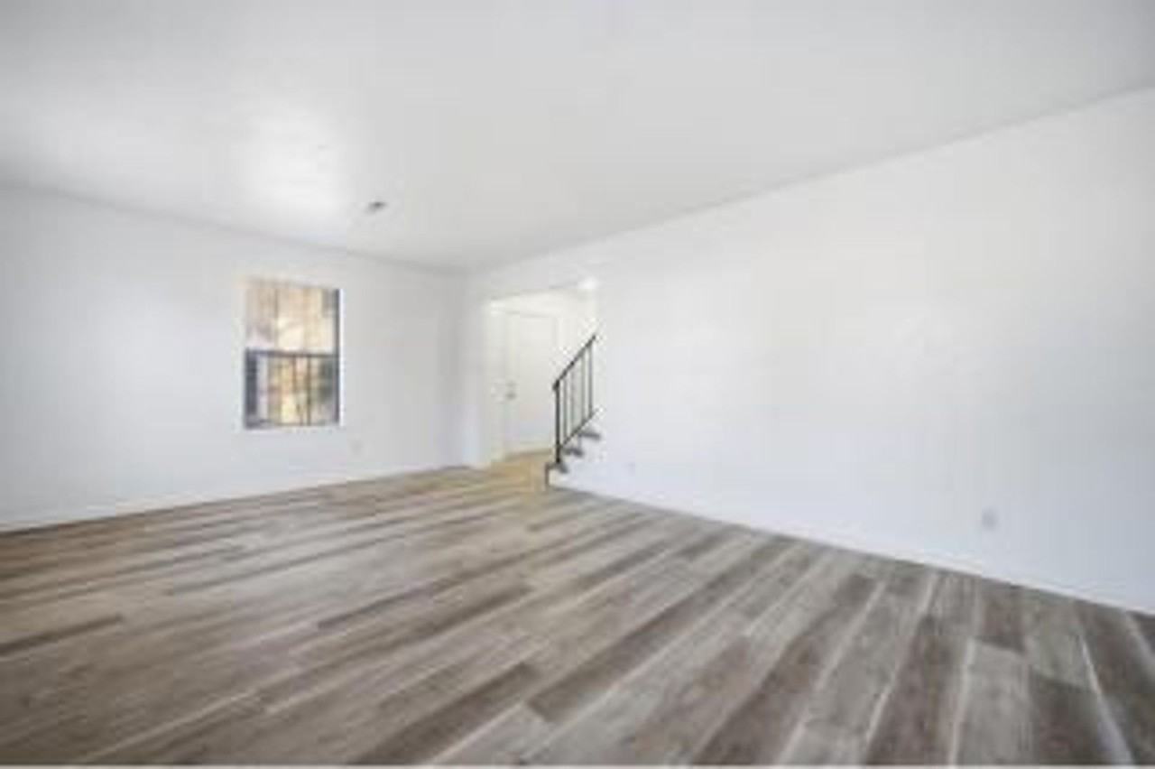 393 Jury Ln - Photo 7 of 23