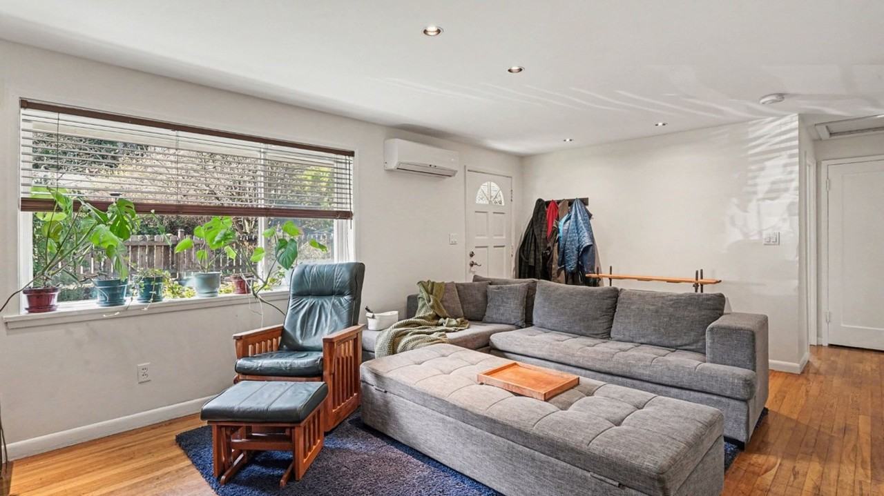 16738 10th Ave Ne - Photo 7 of 20