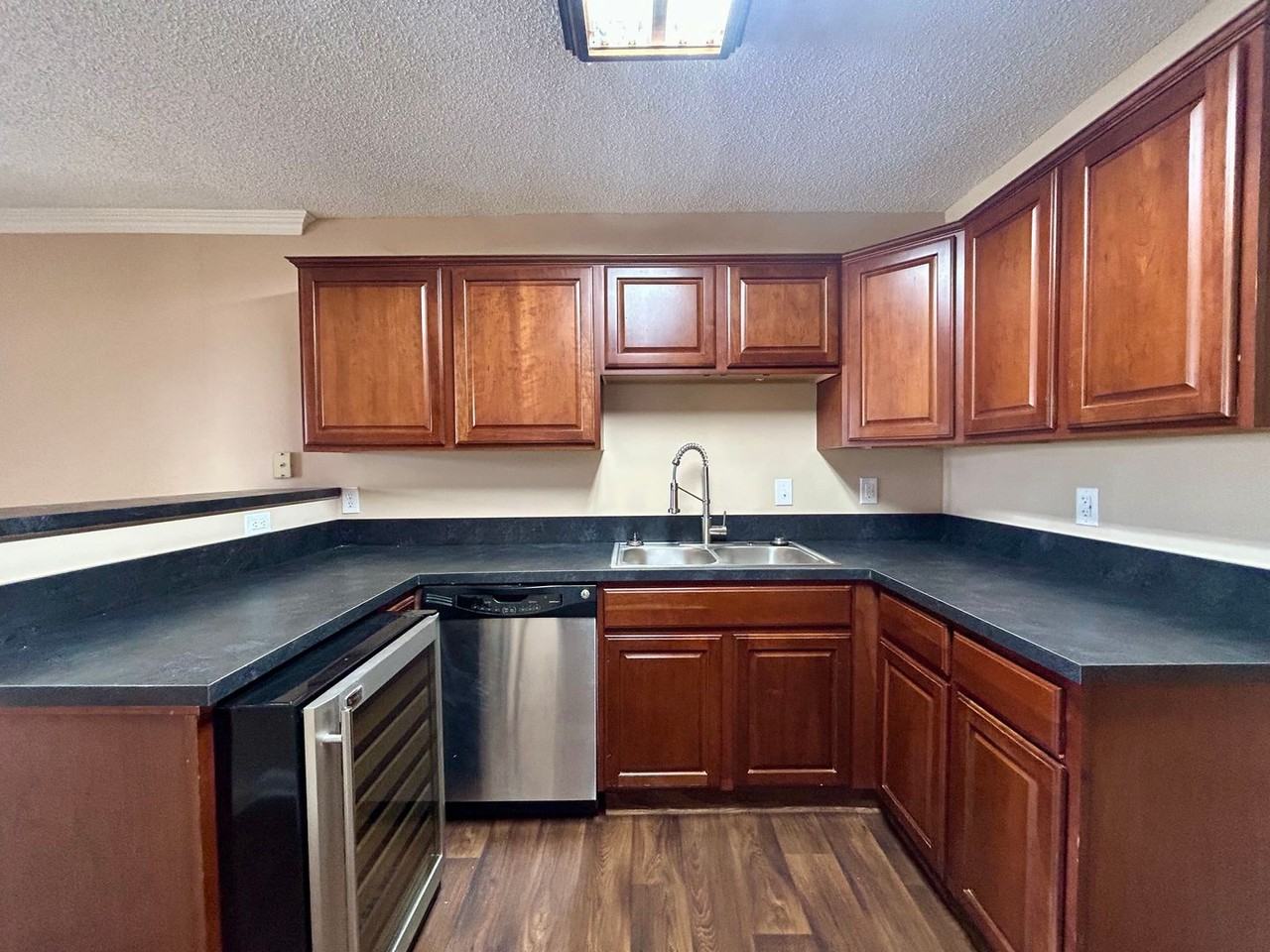 103 Westover Ave #102 - Photo 6 of 26